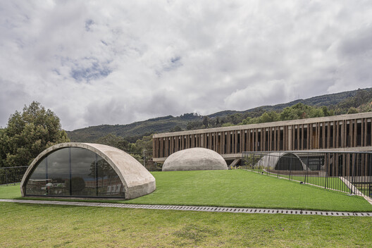 Colegio Hontanar IB / taller de arquitectura de bogotá Colegio Hontanar IB / taller de arquitectura de bogotá - Imagen 5 de 20