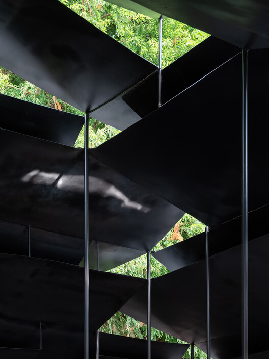 Laoyuting Pavilion / Atelier Deshaus - Image 5 of 19