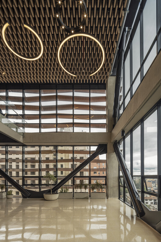 Compensar – Centro de Bienestar Integral para el Adulto Mayor / taller de arquitectura de bogotá Compensar – Centro de Bienestar Integral para el Adulto Mayor / taller de arquitectura de bogotá - Imagen 11 de 22