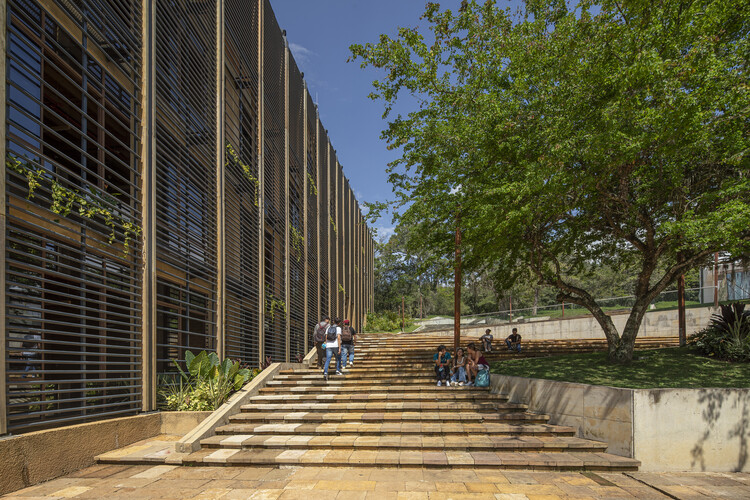 Edificio Docente D - Universidad Politécnica de Santander/Estudio de Arquitectura Bogotá - Fotografía de exteriores