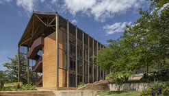 Bloque D Edificio de Aulas - Universidad Industrial de Santander / taller de arquitectura de bogotá