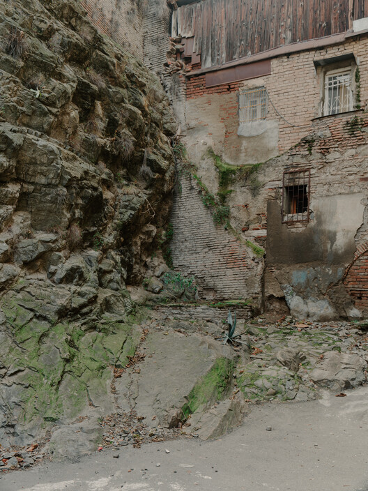 Ubani Publishes First Volume of the Guide to Tbilisi Districts, Focusing on Kala - Image 7 of 14