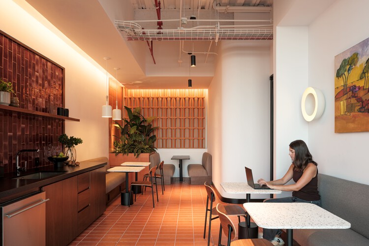 Oficinas Grupo EXIM + CIOSA / Ribba Estudio + Angular - Más Imágenes