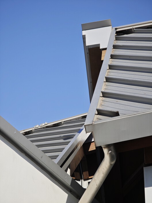 Quiet Hope: Frank Gehry’s Maggie’s Centre Hong Kong Quiet Hope: Frank Gehry’s Maggie’s Centre Hong Kong - Image 5 of 25