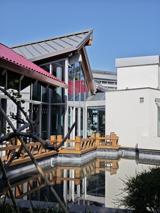 Quiet Hope: Frank Gehry’s Maggie’s Centre Hong Kong Quiet Hope: Frank Gehry’s Maggie’s Centre Hong Kong - Image 16 of 25