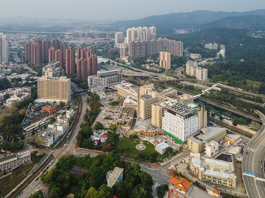 Quiet Hope: Frank Gehry’s Maggie’s Centre Hong Kong Quiet Hope: Frank Gehry’s Maggie’s Centre Hong Kong - Image 8 of 25