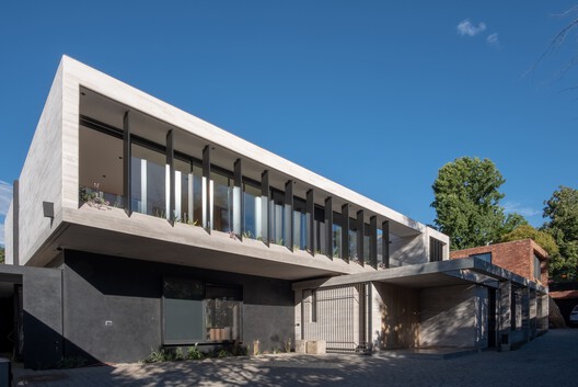 Casa Eje de Agua / Estudio i Casa Eje de Agua / Estudio i - Imagen 6 de 17