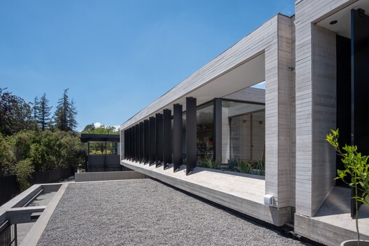 Casa Eje de Agua / Estudio i Casa Eje de Agua / Estudio i - Fotografía exterior, Concreto, Pilares, Fijación Vigas