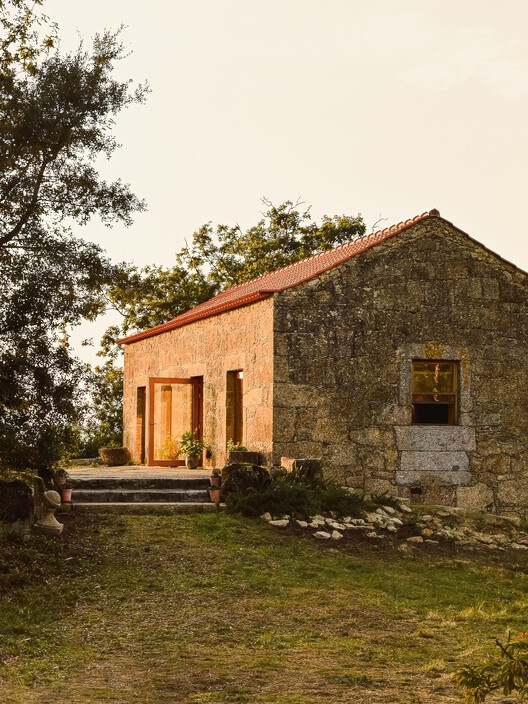Casa Eira do Cruzeiro / NOVA - Fotografia de Exterior, Porta