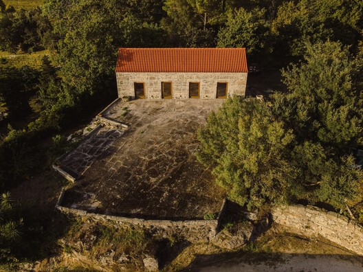 Casa Eira do Cruzeiro / NOVA - Fotografia de Exterior