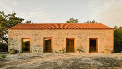 Casa Eira do Cruzeiro / NOVA