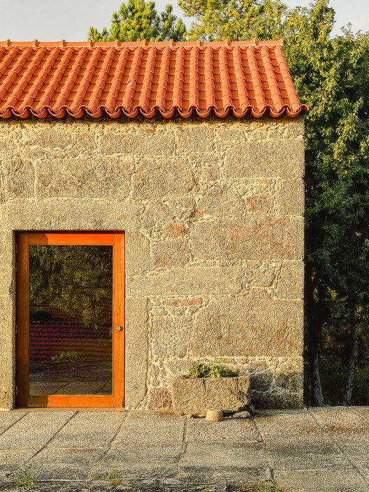 Casa Eira do Cruzeiro / NOVA - Fotografia de Exterior, Madeira