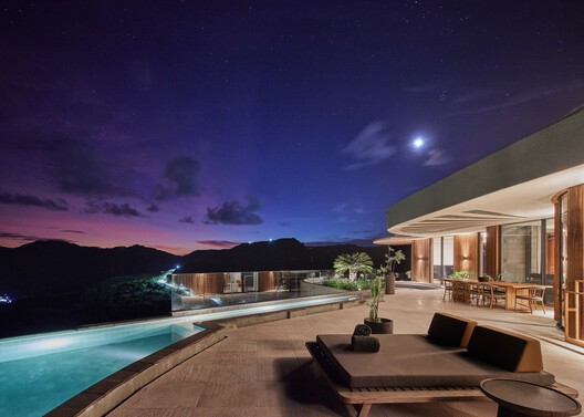 Nyrenstone Estate / Alexis Dornier - Image 23 of 33