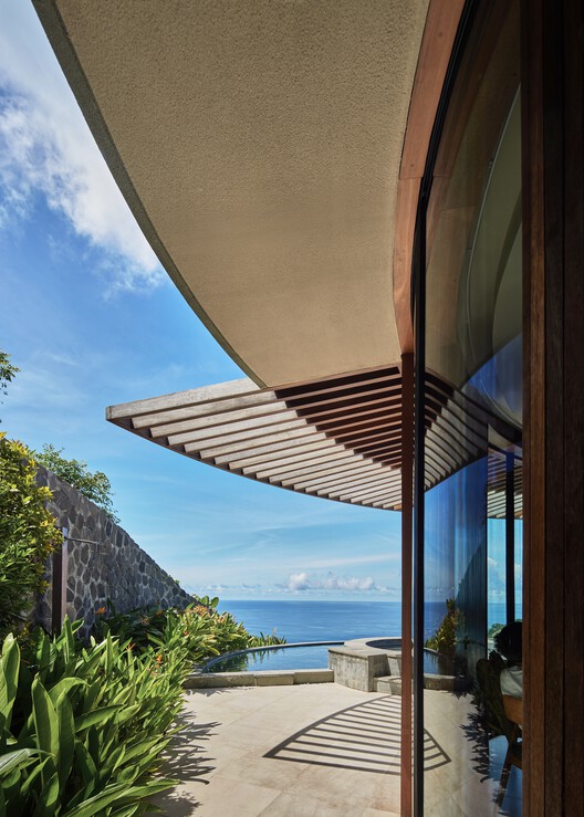 Nyrenstone Estate / Alexis Dornier - Exterior Photography, Coast, Balcony
