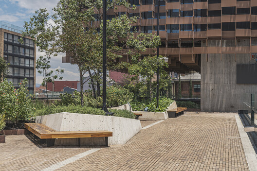 Facultad de Ciencias - Pontificia Universidad Javeriana / taller de arquitectura de bogotá Facultad de Ciencias - Pontificia Universidad Javeriana / taller de arquitectura de bogotá - Fotografía exterior