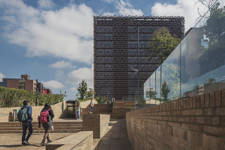 Facultad de Ciencias - Pontificia Universidad Javeriana / taller de arquitectura de bogotá - Fotografía exterior
