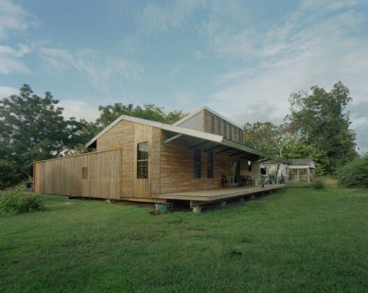 Beyond the Syllabus: Architectural Education and a Defense of the Profession Beyond the Syllabus: Architectural Education and a Defense of the Profession - Image 8 of 22