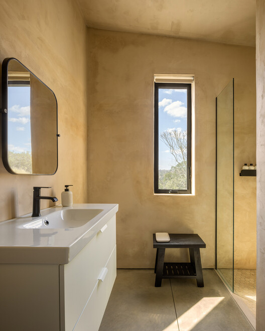 Casa Roca / PPAA Casa Roca / PPAA - Fotografía interior, Baño, Tarjas, Inodoros