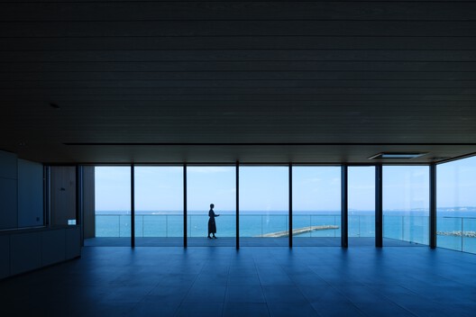 Diamas Hayama / APOLLO Architects & Associates Diamas Hayama / APOLLO Architects & Associates - Image 4 of 26