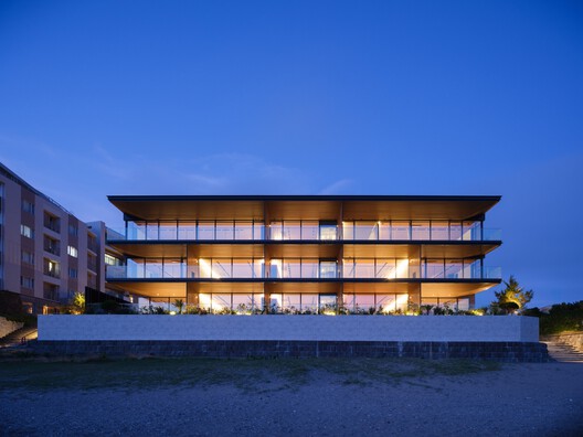 Diamas Hayama / APOLLO Architects & Associates Diamas Hayama / APOLLO Architects & Associates - Exterior Photography, Coast