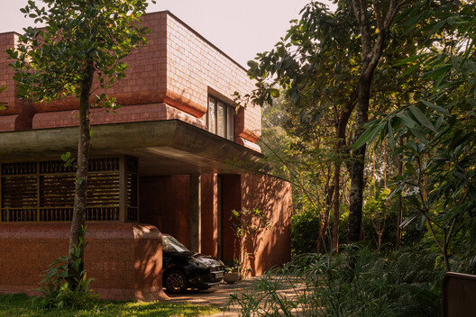 VILAKK Residence / 3dor Concepts VILAKK Residence / 3dor Concepts - Exterior Photography, Brick