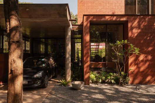 VILAKK Residence / 3dor Concepts VILAKK Residence / 3dor Concepts - Exterior Photography, Brick