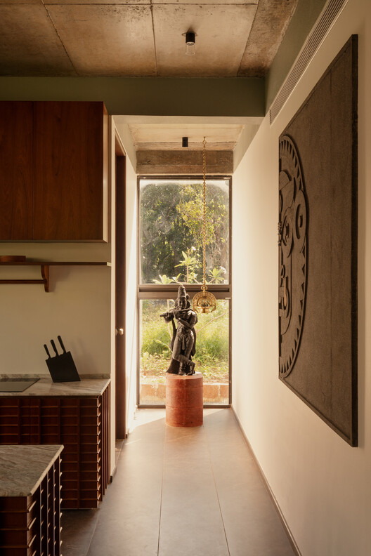 VILAKK Residence / 3dor Concepts VILAKK Residence / 3dor Concepts - Interior Photography, Wood, Lighting, Chair