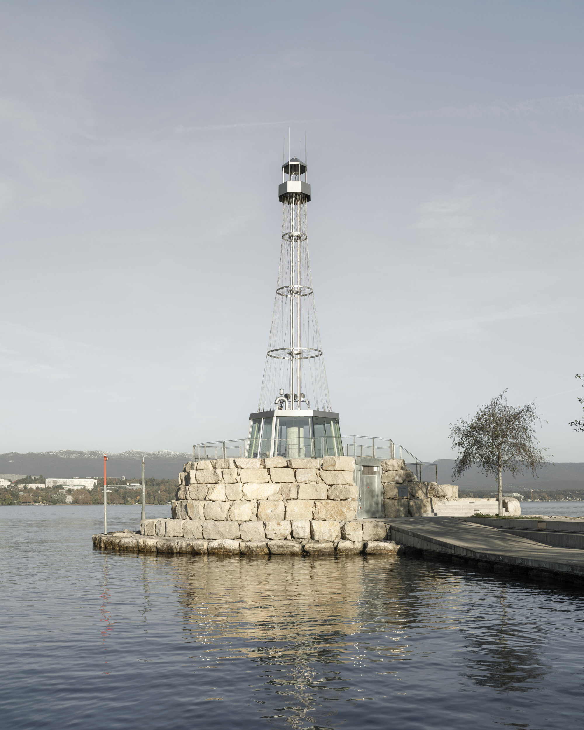 Phare Ylliam Lighthouse / BUREAU | ArchDaily