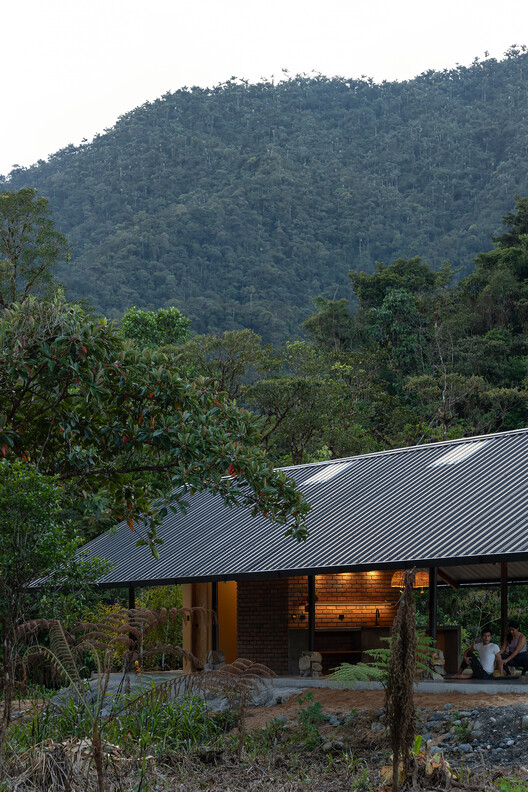 Terraza al Río / Mestizo Estudio Arquitectura - Fotografía exterior, Bosque