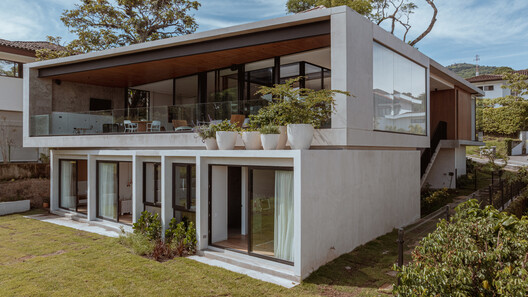 Casa Mad / JSARQ - Fotografía exterior, Balcón, Concreto