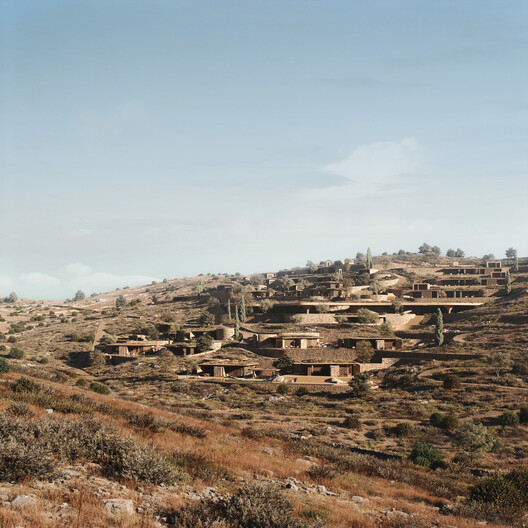 Hotels That Belong to Their Landscape: Contextual Architecture and the Future of Hospitality Hotels That Belong to Their Landscape: Contextual Architecture and the Future of Hospitality - Image 4 of 12