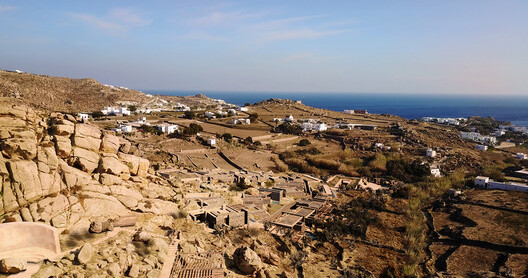 Hotels That Belong to Their Landscape: Contextual Architecture and the Future of Hospitality Hotels That Belong to Their Landscape: Contextual Architecture and the Future of Hospitality - Image 6 of 12