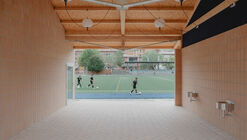 Ripoll — Vestuarios y sala multiusos / MH.AP Studio + Sergi Serrat