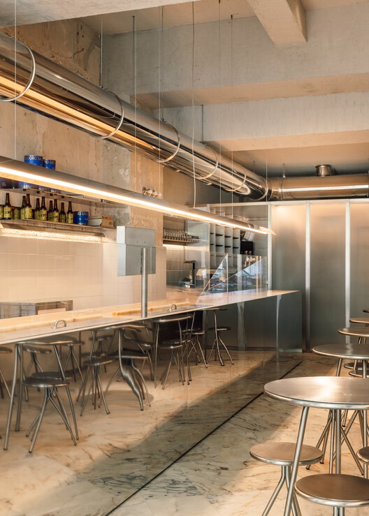 Lupita Pizzaria / XXXI.studio - Fotografia de Interiores, Cozinha, Vidro, Cadeira