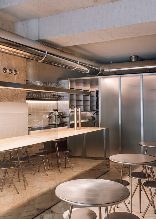 Lupita Pizzaria / XXXI.studio Lupita Pizzaria / XXXI.studio - Fotografia de Interiores, Cozinha, Iluminação, Cadeira