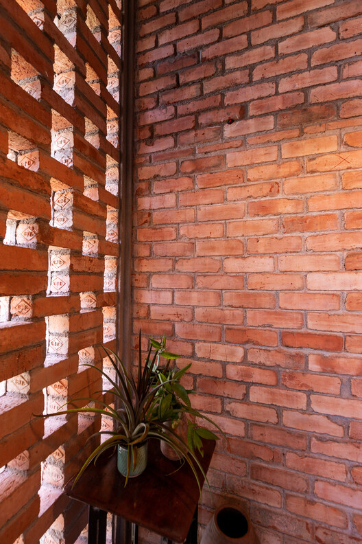 KOODU Weaving a Nest / NO Architects Designers and Social Artists KOODU Weaving a Nest / NO Architects Designers and Social Artists - Interior Photography, Brick