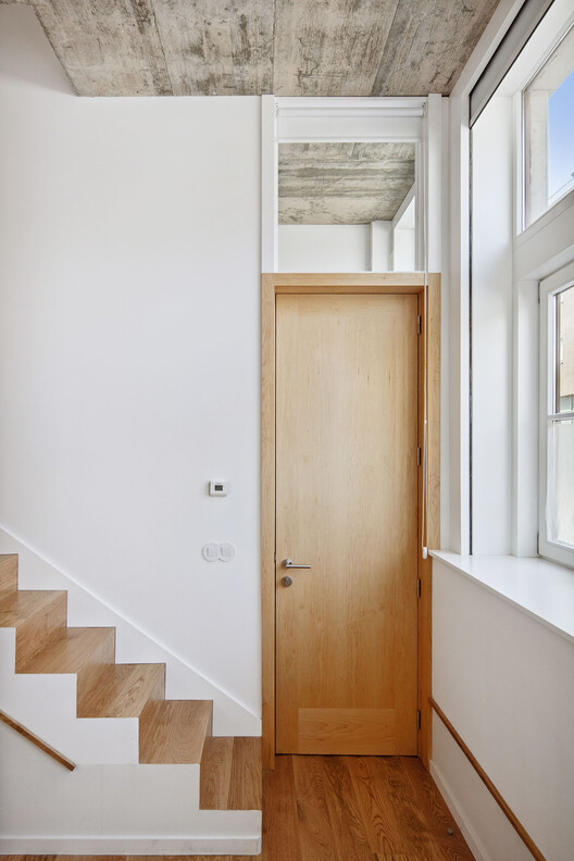 Casa Cacheux-Panciotto / Alessandro Pepe Arquitecto - Fotografia de Interiores, Escada, Madeira, Porta
