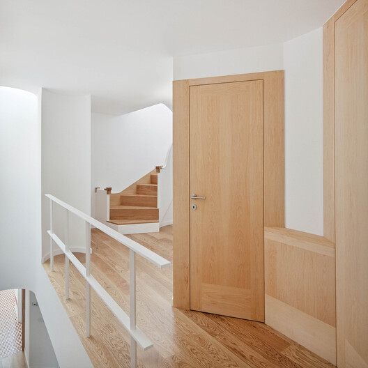 Casa Cacheux-Panciotto / Alessandro Pepe Arquitecto - Fotografia de Interiores, Escada, Madeira, Porta