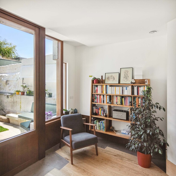 Casa Cacheux-Panciotto / Alessandro Pepe Arquitecto - Fotografia de Interiores, Sala de Estar, Madeira, Prateleira