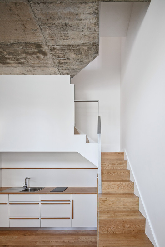 Casa Cacheux-Panciotto / Alessandro Pepe Arquitecto - Fotografia de Interiores, Madeira, Escada, Corrimão