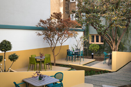 Sepand House of Culture and Art / Mohammadreza Samavati and Maryam Karimian - Exterior Photography, Chair