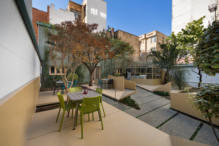 Casa de Cultura e Arte Sepand / Mohammadreza Samavati and Maryam Karimian - Fotografia de Exterior, Aido, Jardim, Pátio