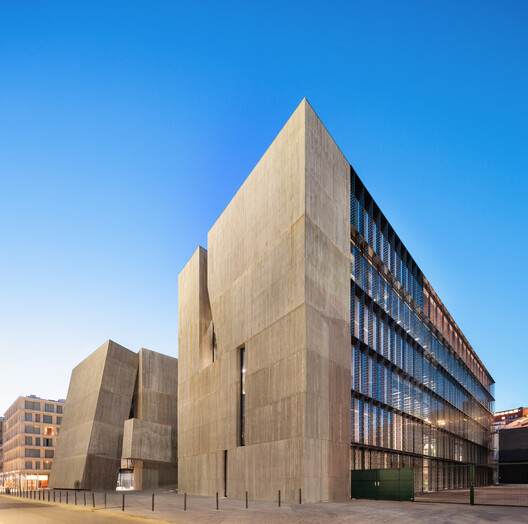 ArchDaily's Best Architectural Projects of 2025 ArchDaily's Best Architectural Projects of 2025 - Image 32 of 101