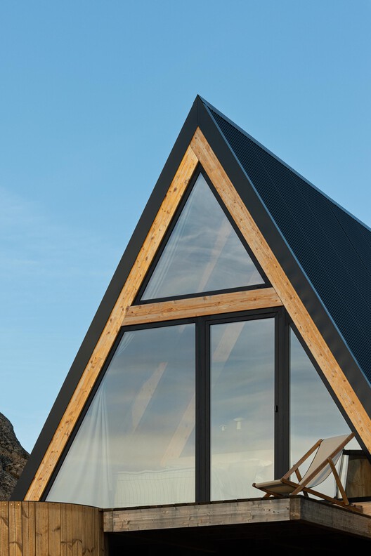 Mountain Shelters / Filipe Pina Mountain Shelters / Filipe Pina - Exterior Photography, Wood