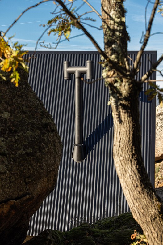 Mountain Shelters / Filipe Pina Mountain Shelters / Filipe Pina - Image 21 of 30