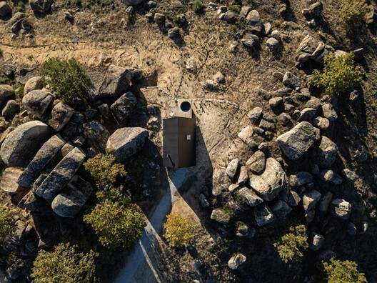Mountain Shelters / Filipe Pina Mountain Shelters / Filipe Pina - Exterior Photography