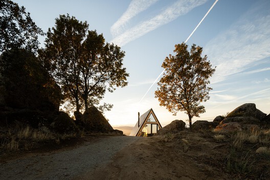 Mountain Shelters / Filipe Pina Mountain Shelters / Filipe Pina - Exterior Photography