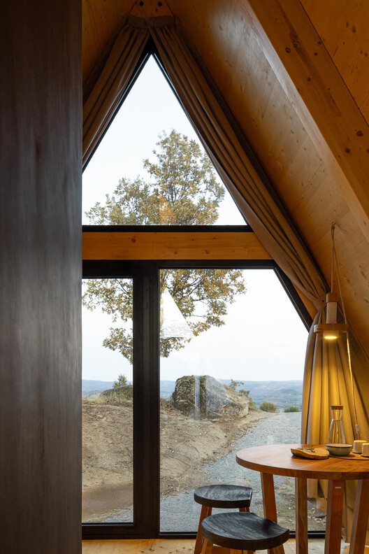 Mountain Shelters / Filipe Pina Mountain Shelters / Filipe Pina - Interior Photography, Wood, Beam