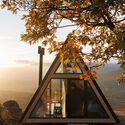 Mountain Shelters / Filipe Pina - Cabins & Lodges