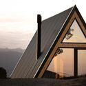Mountain Shelters / Filipe Pina - Cabins & Lodges